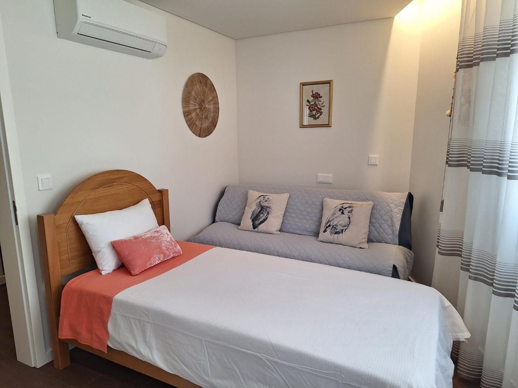 Coliseum Residence ปอนตาเดลกาดา ภายนอก รูปภาพ